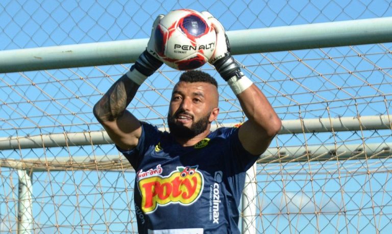 Muralha, ex-Flamengo e Coritiba encara novo desafio na carreira em São Paulo