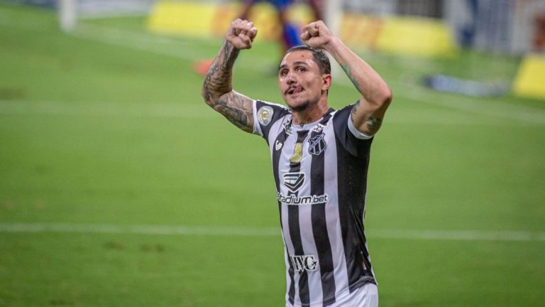 Comparativo: confira X atletas que evoluíram do Brasileirão de 2019 para o de 2020