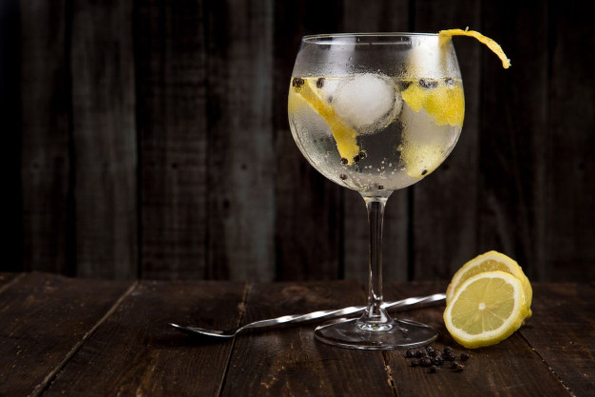 Drinks com gin: confira 3 receitas imperdíveis e simples de fazer