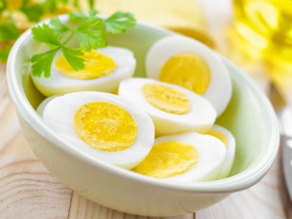 Ovo cozido cai bem em qualquer refeição e é repleto de benefícios; saiba mais