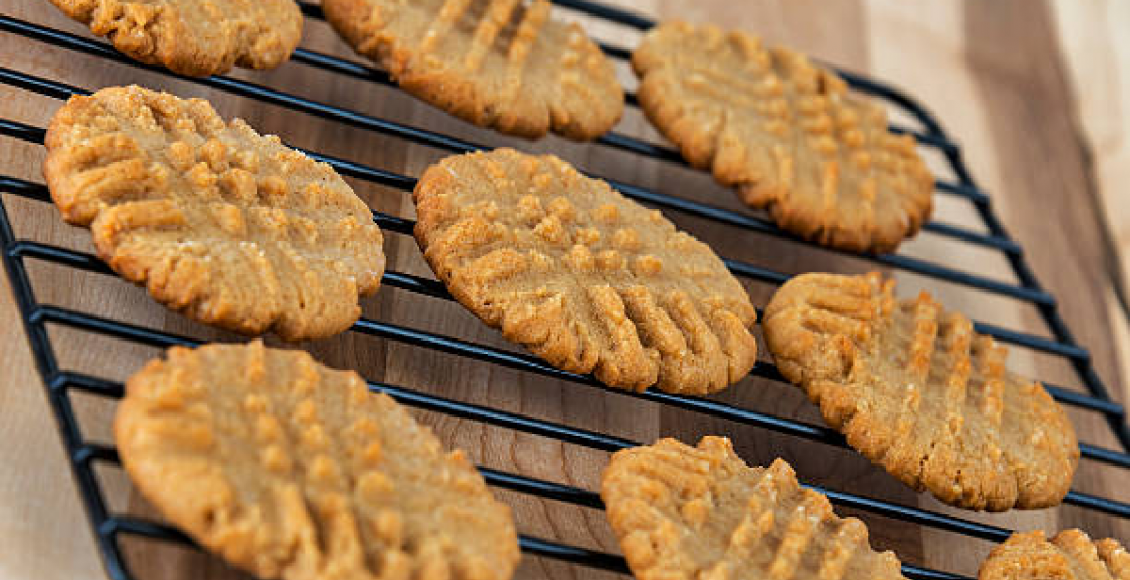 Biscoitos de manteiga de amendoim: excelente lanche para adoçar o seu dia (Foto: iStock)