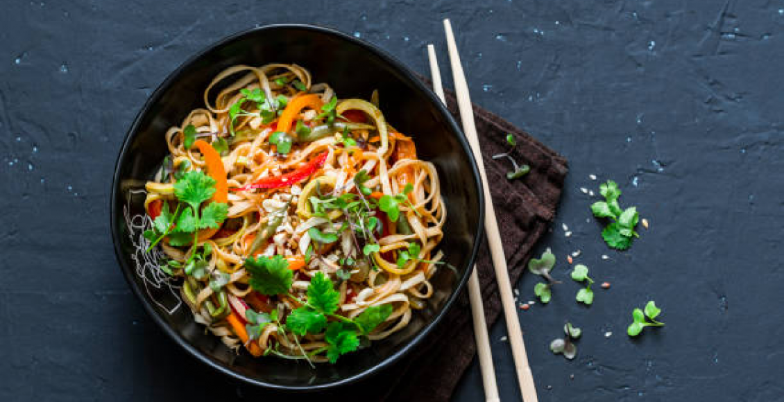 Pad Thai de frango; da Ásia até sua mesa em alguns minutos (Foto: iStock)