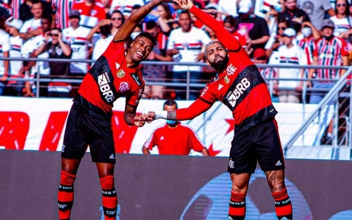 Torcida do Flamengo fica apreensiva sobre possível lesão de craque rubro negro - Reprodução : Instagram