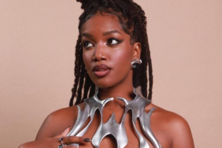 IZA FOTO REPRODUÇÃO DO INSTAGRAM