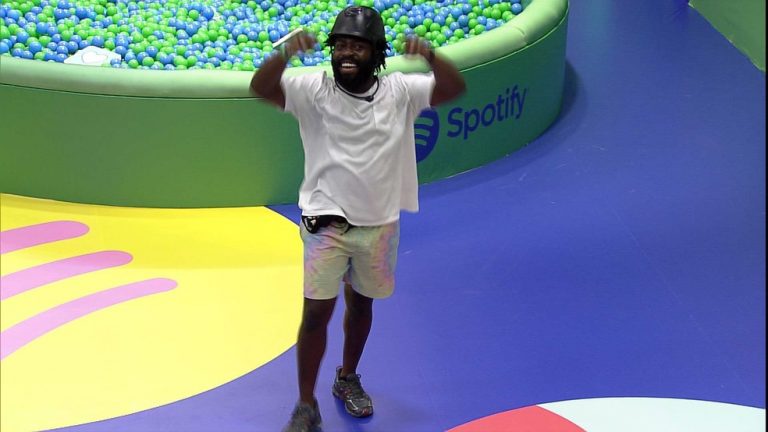 BBB22 Douglas Silva é o anjo da semana