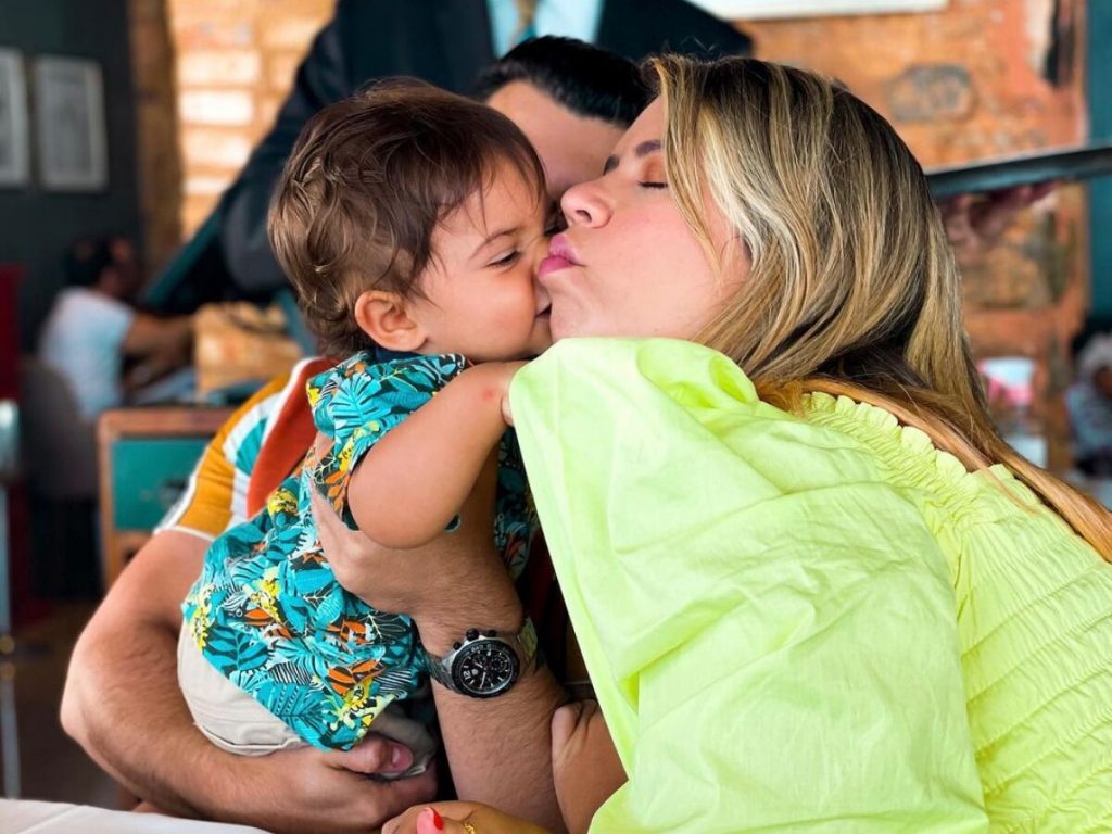 Filho de Murilo Huff e Marília Mendonça ganha parquinho exclusivo