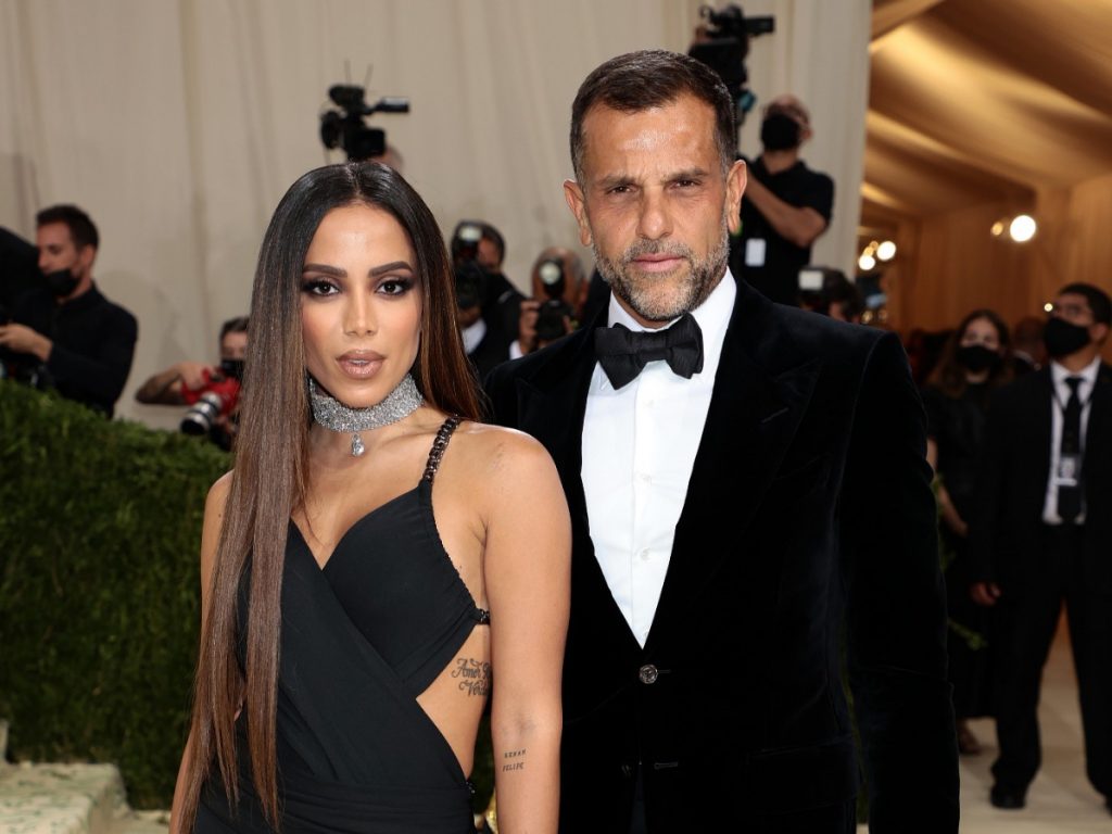 Reproduzida no Twitter - Anitta e Alexandre Birman