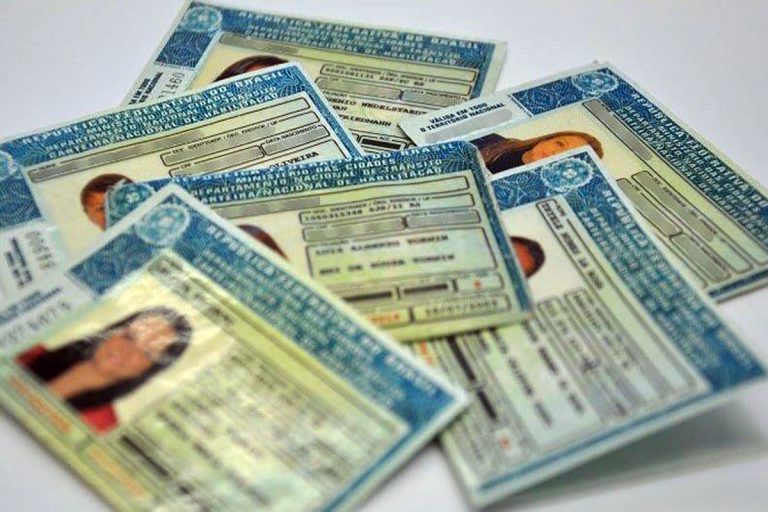 Carteiras de motorista vencidas durante a pandemia possuem última chamada para a renovação
