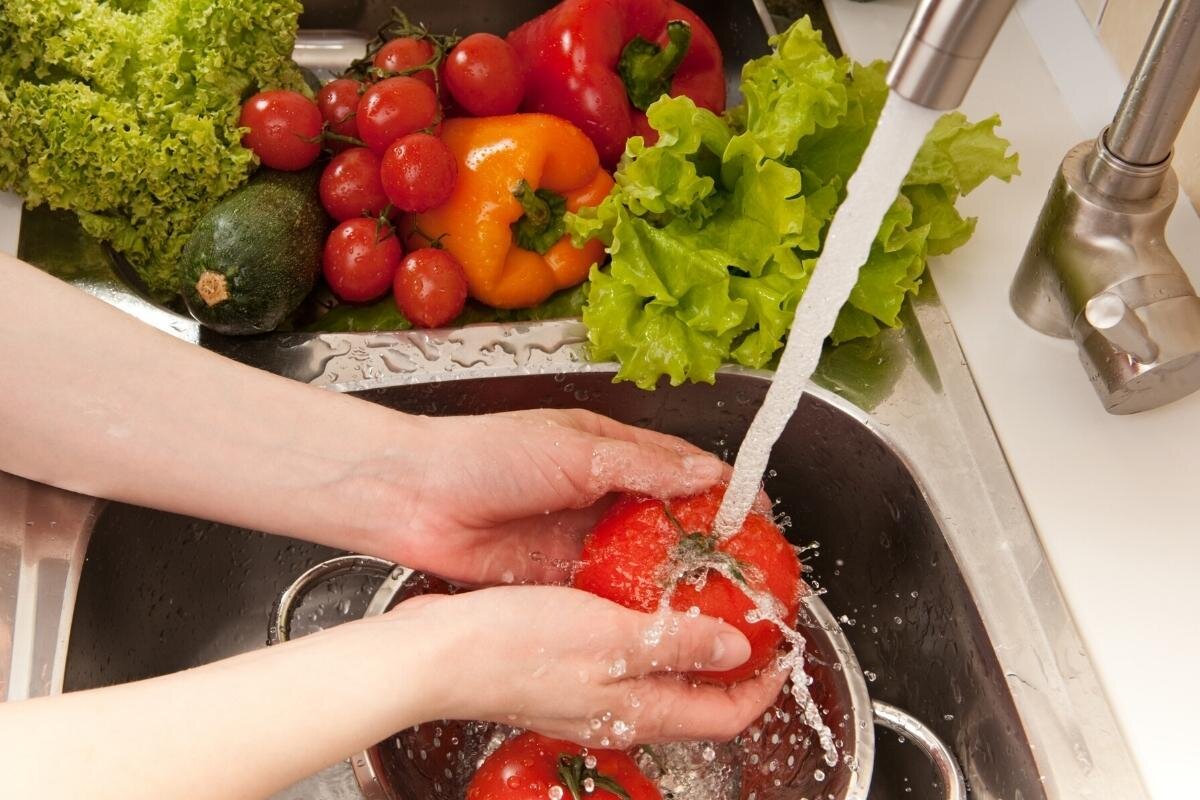Como higienizar hortaliças antes de armazenar: aprenda e não erre mais. Foto: Canva