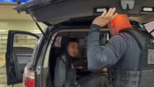 Matou vizinho, quase atropelou criança de moto e foi preso. Imagem: Polícia Civil