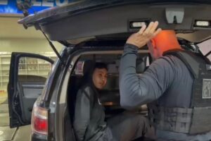 Matou vizinho, quase atropelou criança de moto e foi preso. Imagem: Polícia Civil