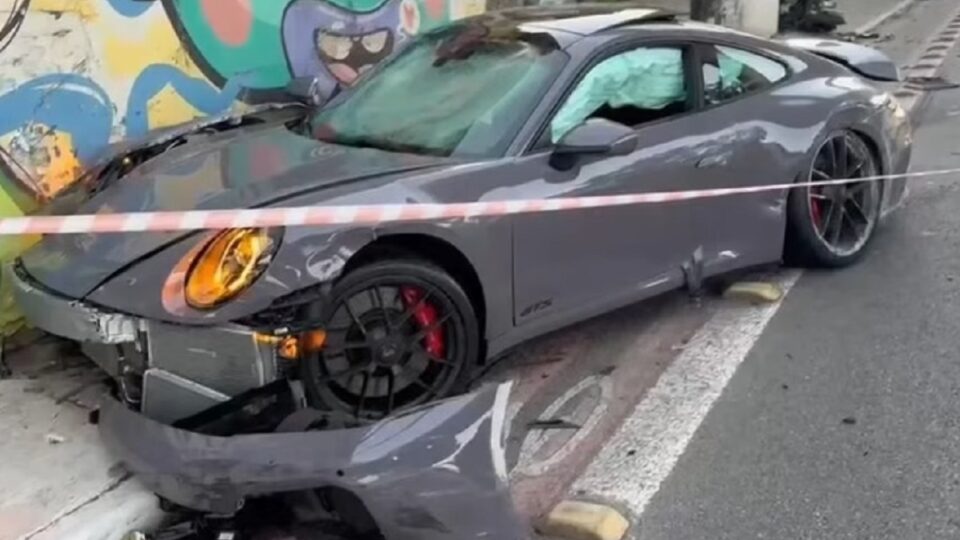 Fábio Giga dirigia em alta velocidade? O que se sabe sobre o acidente com Porsche. Imagem: Reprodução
