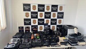 Como homem enganou ao menos 40 vítimas com produtos de luxo falsificados em SP. Imagem: Polícia Civil