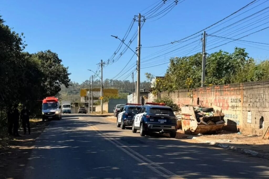 O que se sabe sobre o corpo de mulher achado entre caçambas. Imagem: Divulgação GCM