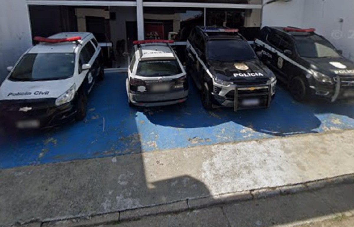 O que se sabe sobre o corpo de mulher achado entre caçambas. Imagem: Google Maps