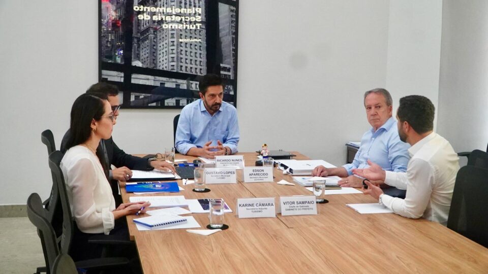 Em novo 'round', Nunes irá recorrer para proibir motos por app. Imagem: Sergio Barzaghi/PrefSP