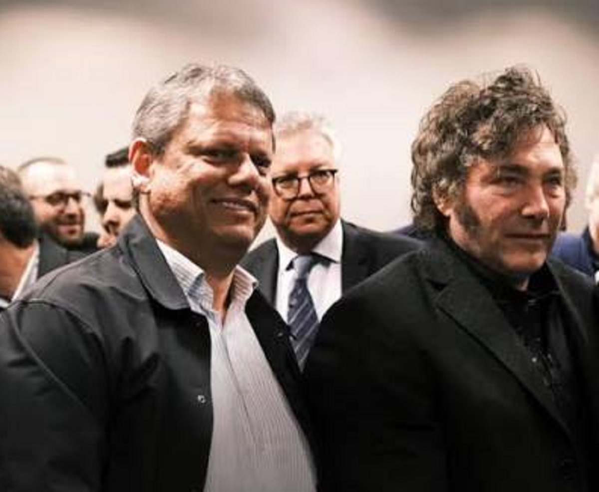Milei estará com Tarcisio e Nunes antes de convenção em SP. Imagem: Facebook Tarcisio de Freitas Milei estará com Tarcisio e Nunes antes de convenção em SP. Imagem: Facebook Tarcisio de Freitas