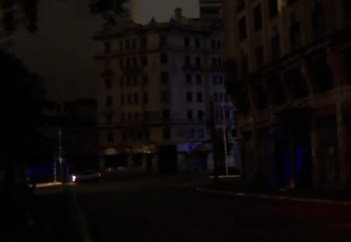 Enel: apagão deixa moradores sem luz no centro de SP. Imagem: Reprodução Globo