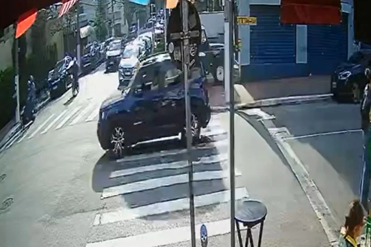 Perseguição em SP termina com motociclista gravemente ferido