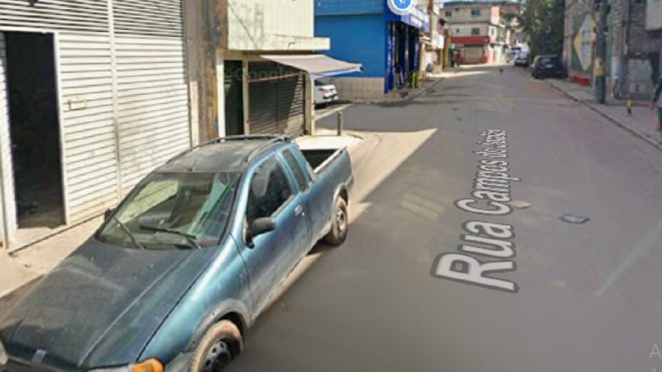 Cidade Tiradentes: pai e filho reagem a assalto e são baleados. Imagem: Google Map