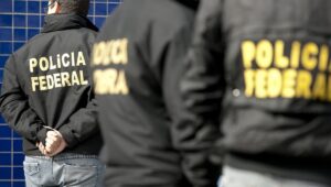 Agora: Polícia Federal troca tiros com traficantes no aeroporto de Guarulhos. Imagem: Marcelo Camargo/Agência Brasil