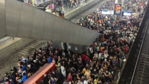 Trem em SP ainda é desafio para usuários, mesmo com nova concessão. Imagem: Redes sociais