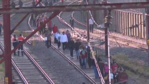 CPTM reassume linhas em SP após caos e incêndio nesta quinta. Imagem: Reprodução TV Globo