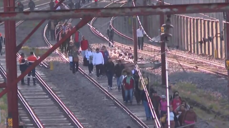 CPTM reassume linhas em SP após caos e incêndio nesta quinta. Imagem: Reprodução TV Globo