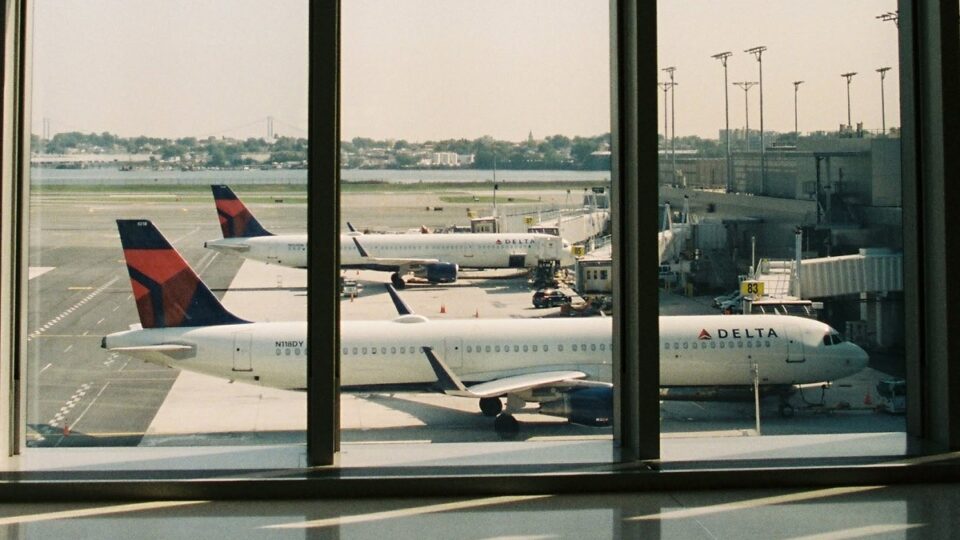 Voo da Delta para SP desvia para Porto Rico e atrasa. Imagem: Divulgação Delta