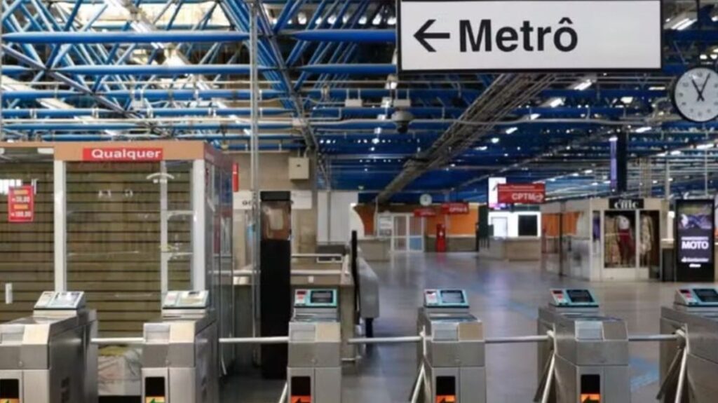 Metrô aposenta bilhetes magnéticos em outubro; fim de uma era. Imagem: Fernando Frazão/Agência Brasil