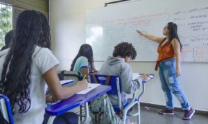Concurso: SP anuncia 5.000 vagas para professores. Imagem: Rafa Neddermeyer/Agencia Brasil