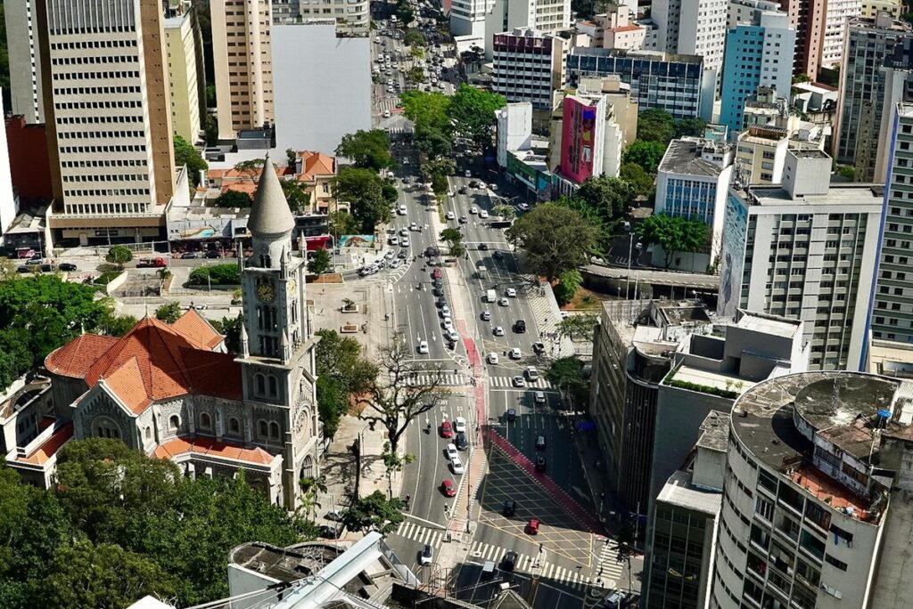 Retrofit: SP anuncia R$ 200 milhões para revitalização. Imagem: Sergio Barzaghi/PrefSP