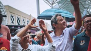 Haddad ataca privatizações no início da campanha. Imagem: Diogo Zacarias/Divulgação