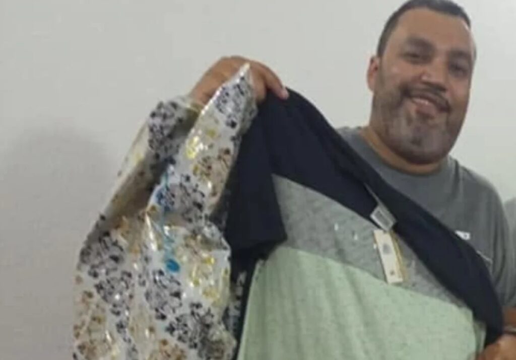 Bombril: funcionário usou cadeira e implorou pela vida. Imagem: Redes sociais