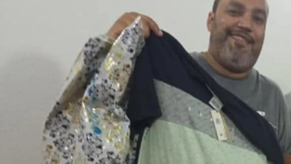 Bombril: funcionário usou cadeira e implorou pela vida. Imagem: Redes sociais
