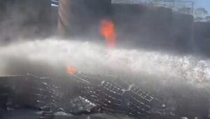 Incêndio em fábrica de solvente: entenda a demora de 33h. Imagem: Reprodução