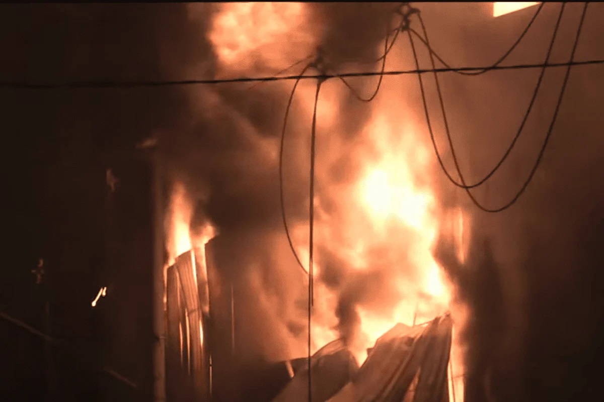 Incêndios em SP: polícia ainda investiga origem. Imagem: Reprodução TV Bandeirantes