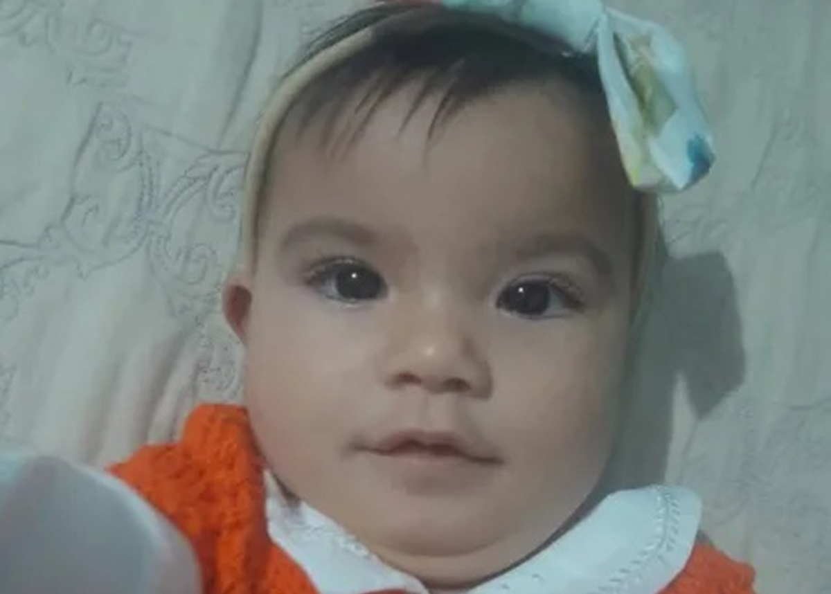 Adeus, Isadora, aos 7 meses; família vê negligência médica. Imagem: Reprodução