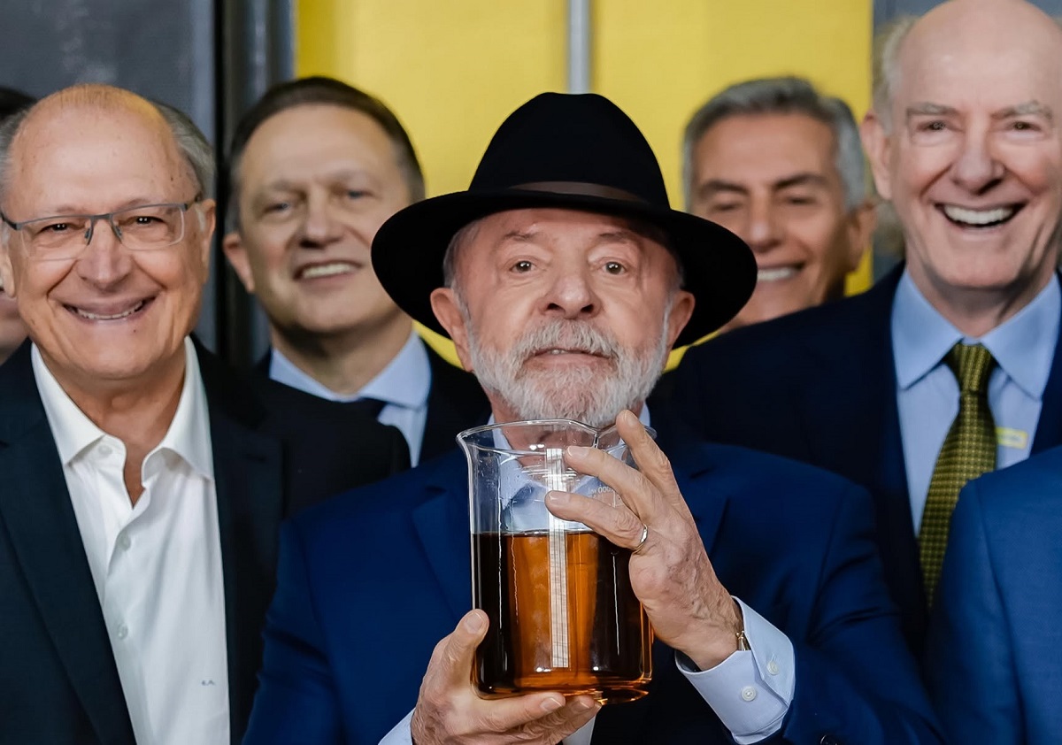 Flávio Bolsonaro tem vantagem sobre Lula em SP, diz DataFolha. Imagem: Divulgação