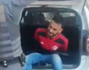 Pai tem acesso de fúria e destrói creche; veja o motivo. Imagem: Reprodução