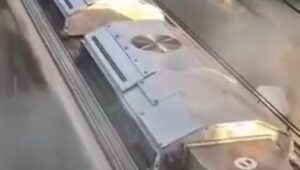 Trem evacuado em SP coloca transporte em xeque. Imagem: Reprodução