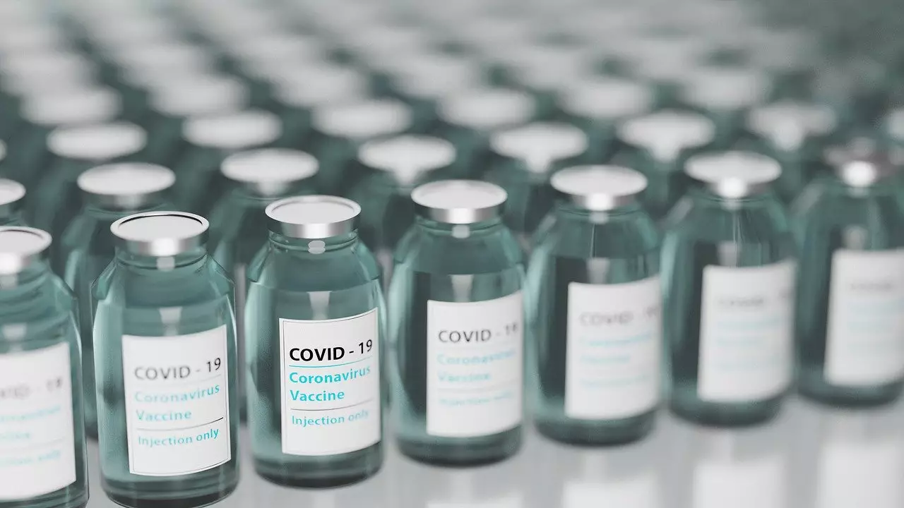 Vacinação contra Covid-19: aplicação começará dia 20 de janeiro em Curitiba
