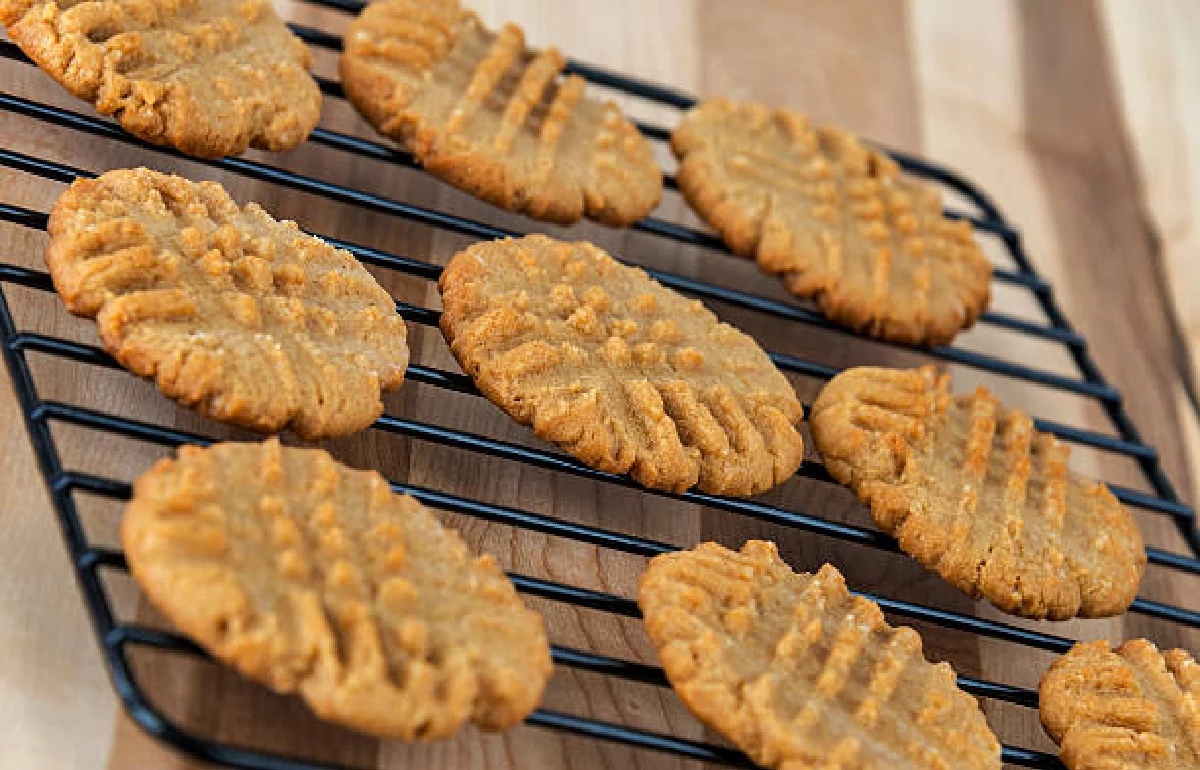 Biscoitos de manteiga de amendoim: excelente lanche para adoçar o seu dia (Foto: iStock)