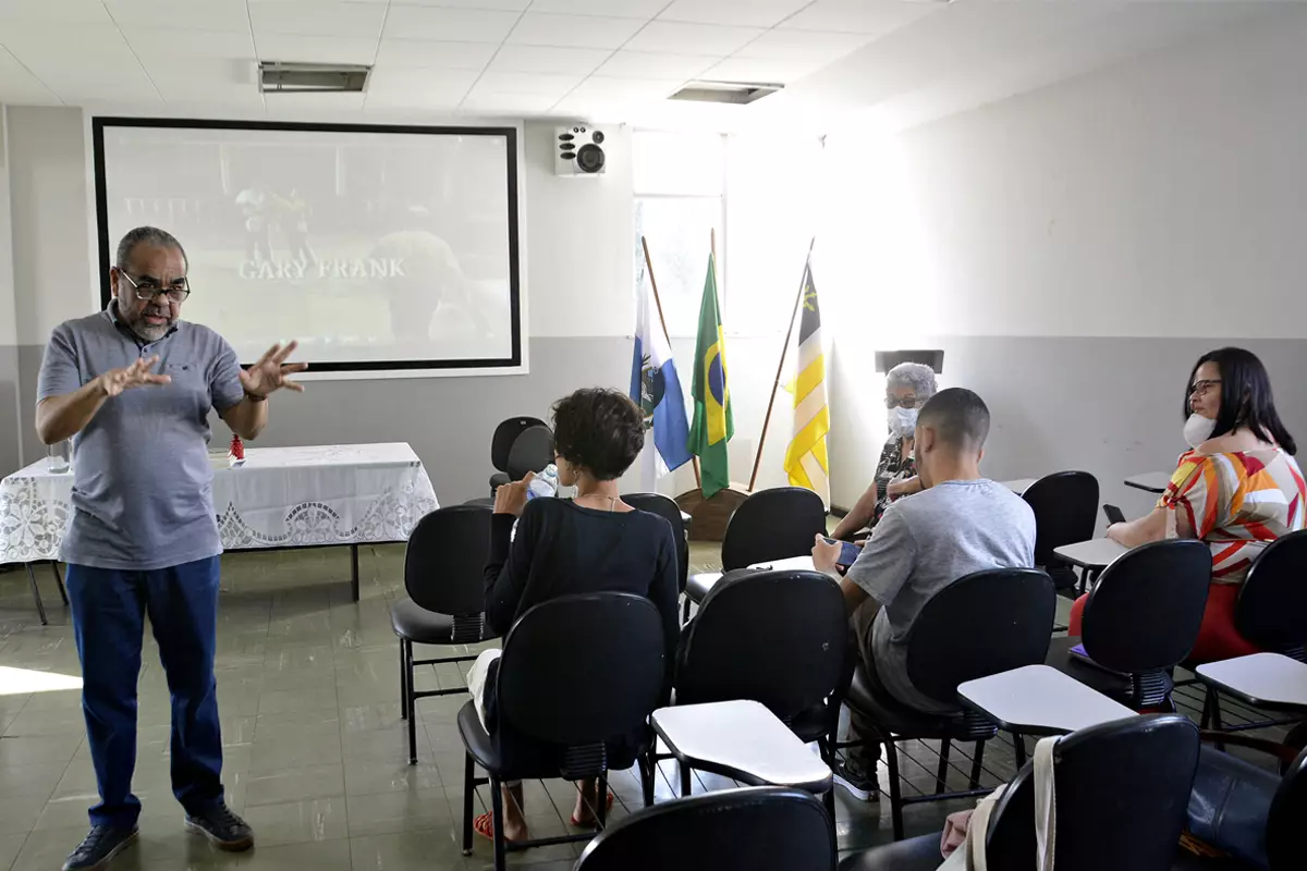 Em Volta Redonda RJ CMDCA está promovendo um curso de capacitação: programação é voltada para os direitos dos adolescentes e das crianças